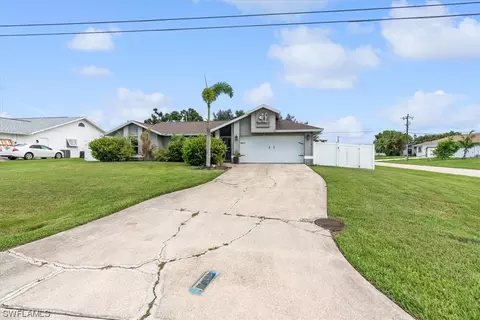 2221 SE 6th Ter, Cape Coral, FL 33990
