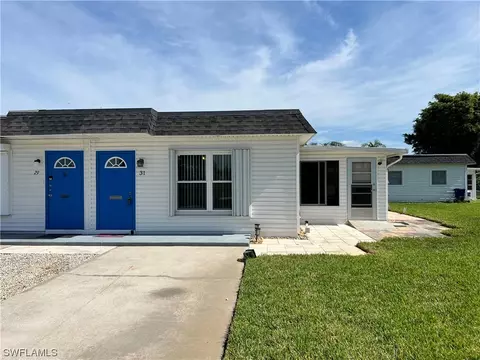 31 Hamlin Ct, Lehigh Acres, FL 33936