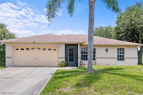 122 Parish Dr, Lehigh Acres, FL 33974