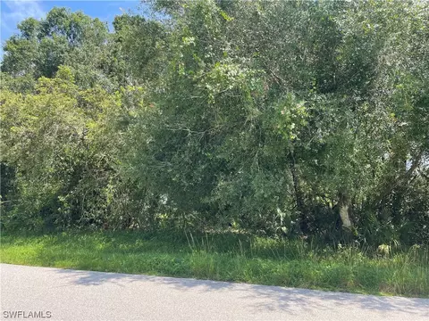 4577 Horseshoe Loop SW, Moore Haven, FL 33471 photo 4