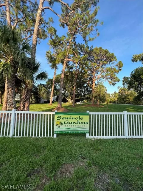 431 Van Buren St #E8, Fort Myers, FL 33916
