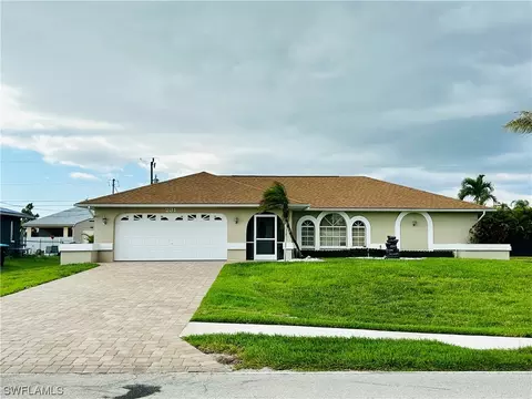 231 Trafalgar Pkwy, Cape Coral, FL 33991