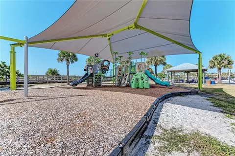 2402 Broadpoint Dr, Punta Gorda, FL 33983 photo 11