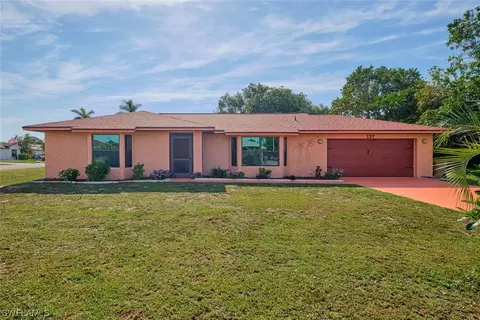 237 Ground Dove Cir, Lehigh Acres, FL 33936