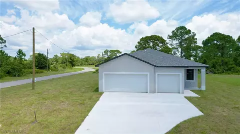 5056 SE Tradewinds Cir, Labelle, FL 33935