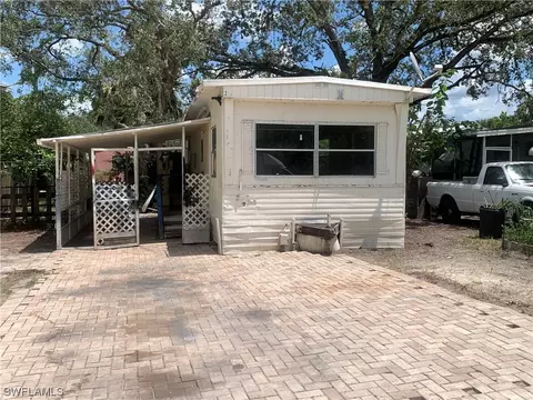 27911 Edith Ln, Bonita Springs, FL 34135