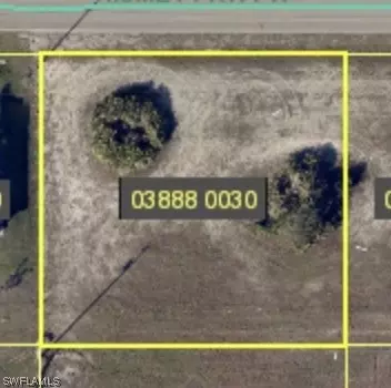 2106 Kismet Pkwy W, Cape Coral, FL 33993