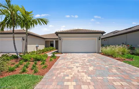 16761 Rolling Rock Blvd, Alva, FL 33920