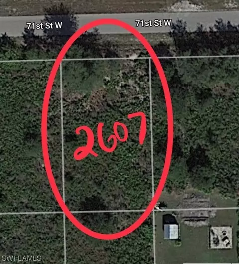 2607 71st St W, Lehigh Acres, FL 33971