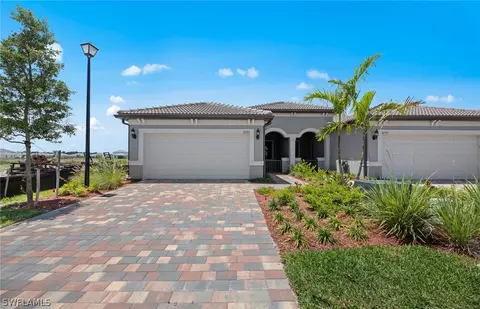 16782 Rolling Rock Blvd, Alva, FL 33920