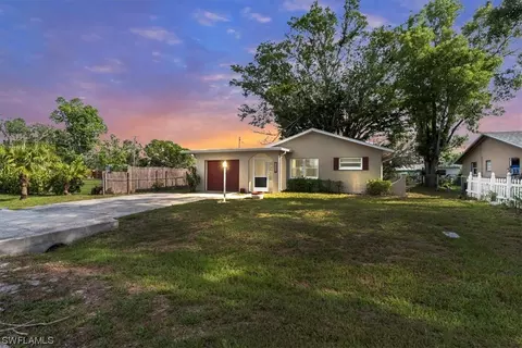 12356 Third St, Fort Myers, FL 33905