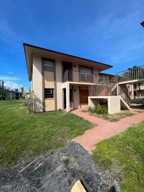 16881 Davis Rd #513, Fort Myers, FL 33908