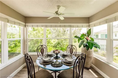 1502 Edgewater Cir #6D, Fort Myers, FL 33919