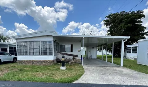 676 Coral Ln, North Fort Myers, FL 33917