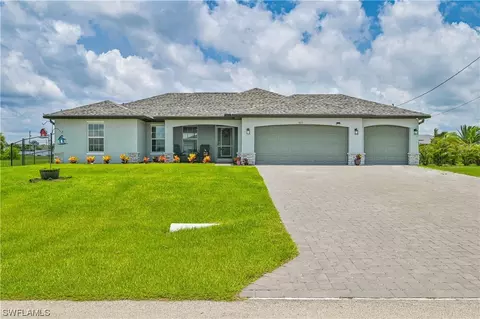 3813 NW 40th St, Cape Coral, FL 33993