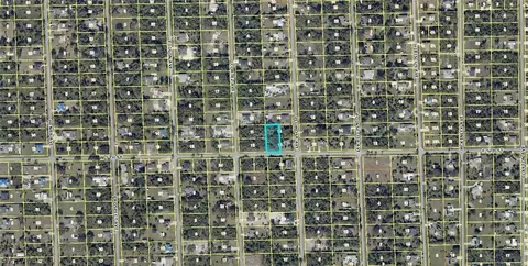 202 W 5th St, Lehigh Acres, FL 33972