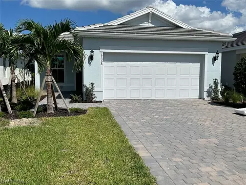 17358 Leaning Oak Trl, North Fort Myers, FL 33917