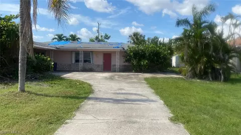 127 SE 43rd Ln, Cape Coral, FL 33904