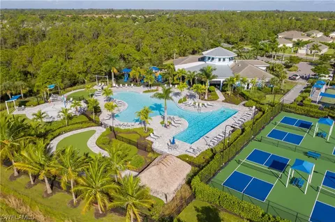 3147 Amadora Cir, Cape Coral, FL 33909