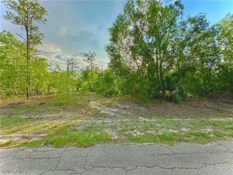203 Monroe Ave, Lehigh Acres, FL 33936