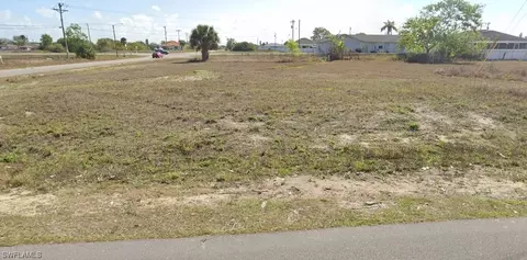 511 NW Juanita Ct, Cape Coral, FL 33993