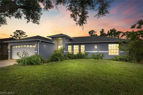 8366 Cardinal Rd, Fort Myers, FL 33967