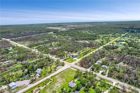 95 22nd Ave NE, Naples, FL 34120