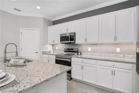 17569 Ashcomb Way, Estero, FL 33928 photo 6