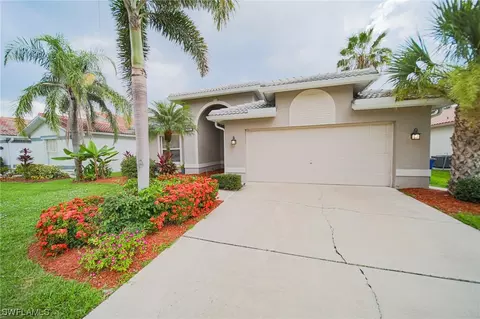 8137 Breton Cir, Fort Myers, FL 33912