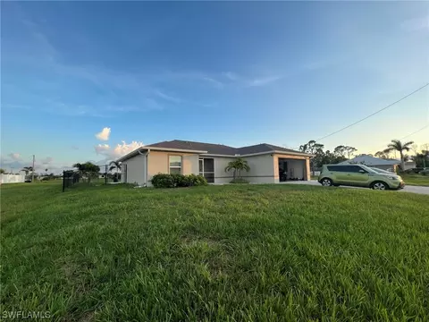 2614 NW 7th St, Cape Coral, FL 33993