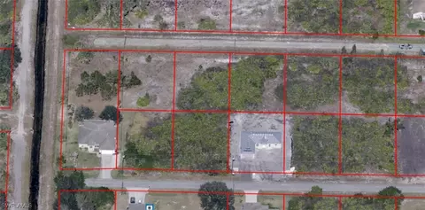 3019 63rd St W, Lehigh Acres, FL 33971