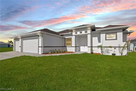 1029 NW 37th Ave, Cape Coral, FL 33993