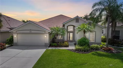 9723 Blue Stone Cir, Fort Myers, FL 33913
