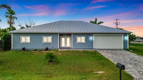3557 Sea Holly Ln, Saint James City, FL 33956