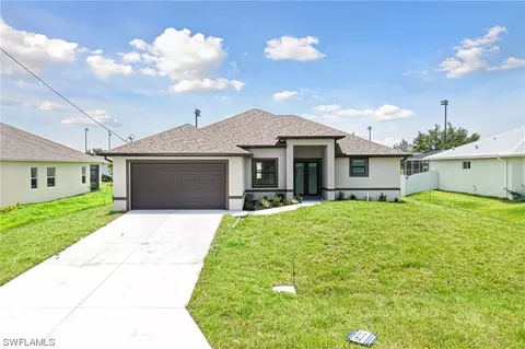2724 SW 2nd Ln, Cape Coral, FL 33991