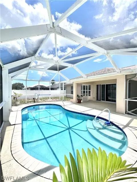 1100 SW Embers Ter, Cape Coral, FL 33991
