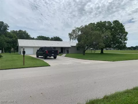 339 Esperanza Ave, Clewiston, FL 33440 photo 4