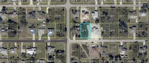 3712 13th St W, Lehigh Acres, FL 33971
