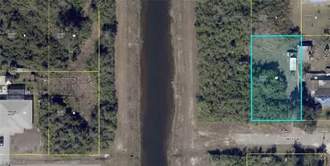 3318 2nd St W, Lehigh Acres, FL 33971