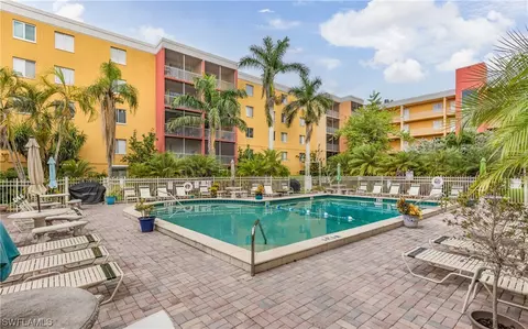 2366 E Mall Dr #216, Fort Myers, FL 33901