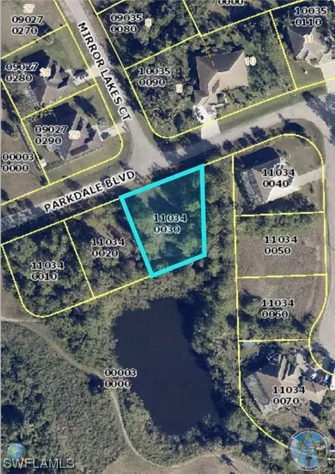 618 Parkdale Blvd, Lehigh Acres, FL 33974