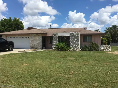 1823 SE 6th Ln, Cape Coral, FL 33990