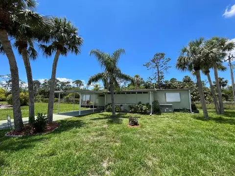 532 Timber Ln S, North Fort Myers, FL 33917