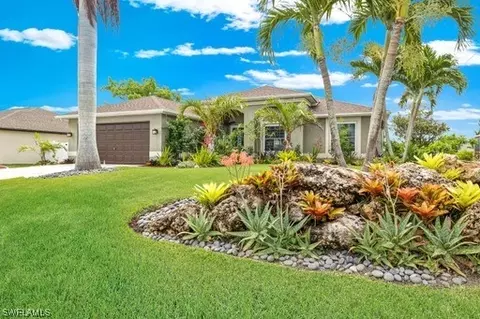 2239 SW 19th Pl, Cape Coral, FL 33991