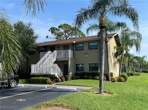 4757 Orange Grove Blvd #6, North Fort Myers, FL 33903