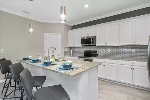 19556 Utopia Ln, Estero, FL 33928 photo 5