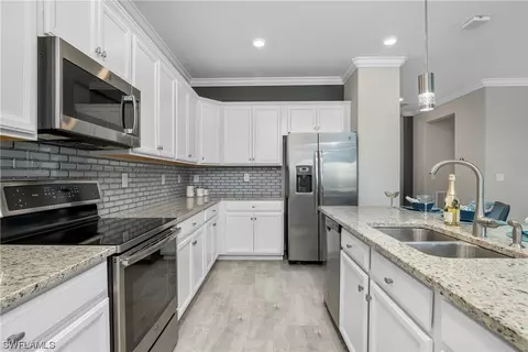 19556 Utopia Ln, Estero, FL 33928 photo 6