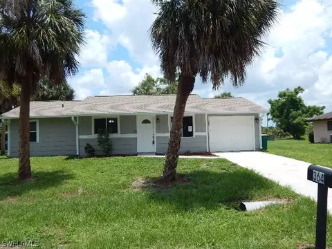 364 La Playa Ln, Port Charlotte, FL 33953