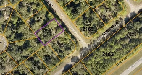 Nance St, North Port, FL 34288