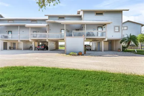 371 Blue Crab Cir #5, Bokeelia, FL 33922